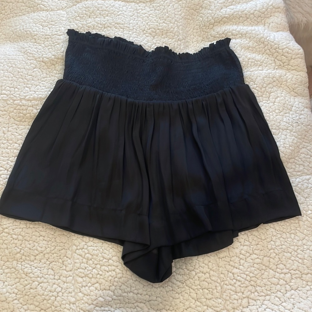 Womens ruffle shorts
